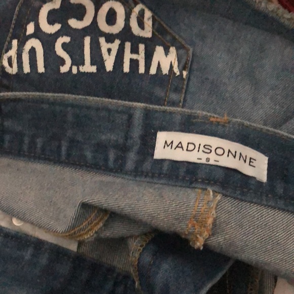 Looney Tunes patch distressed jeans unique kitschy NWOT - Picture 3 of 3